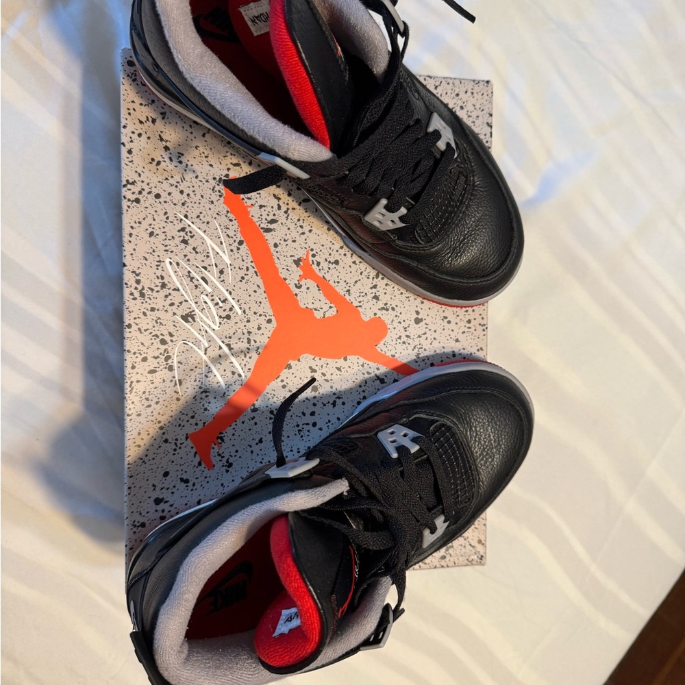 Jordan Retro 4 - Picture 3 of 5